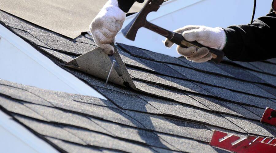 Professional New roof installation in Albion, IL